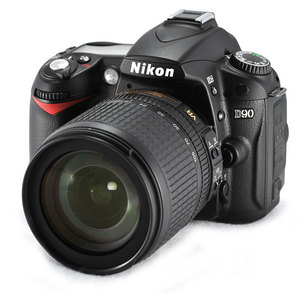 Фотоаппарат Nikon D90 Kit