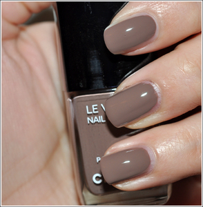 Лак Chanel Le Vernis