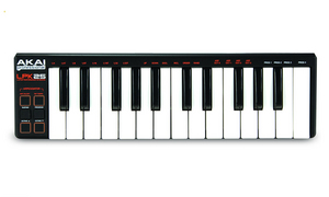 AKAI LPK25 / куплено вчера