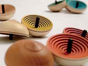 Wooden Spinning Top - Ufo