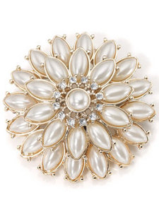 Victoria Layered Pearl Brooch