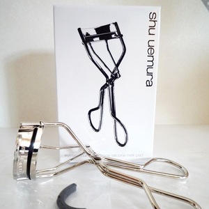 shu uemura eyelash curler