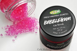 Lush Bubblegum Lip Scrub