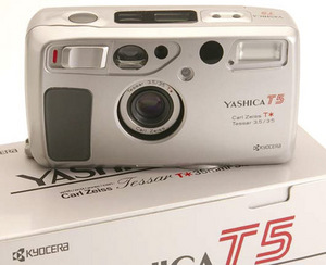 Yashica T5