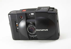 Olympus XA2