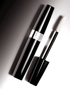 CHANEL «INIMITABLE INTENSE».