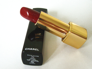 Chanel Rouge allure 71fatale