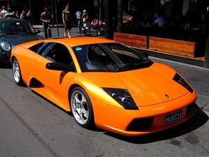 Lamborghini Murcielago)