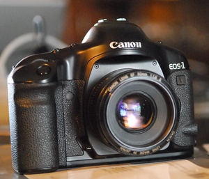 Canon EOS 1v