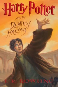 книга Harry Potter and  Deathly Hallows