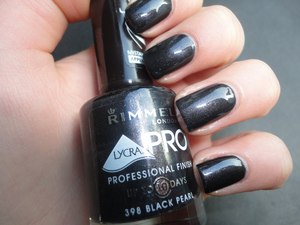 Rimmel Black Pearl