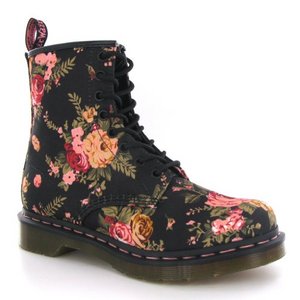 Dr Martens victorian flowers boots