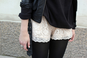 lace shorts