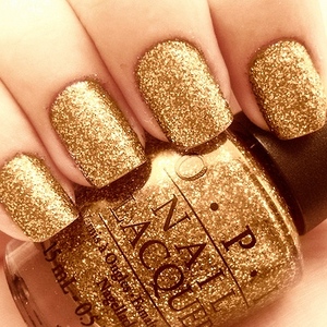 glitter nail polish