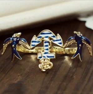 Blue bird 2 finger ring