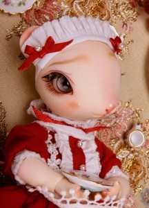 Dollzone Lily