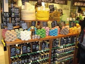 Попробовать все гели для душа Lush