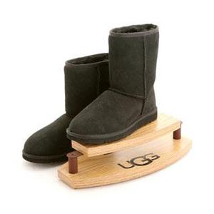 UGG classic short black