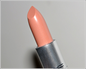 MAC Creme d'Nude Lipstick