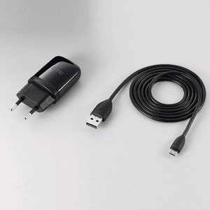 HTC New Slim Design AC Adapter + micro USB Cable, 5V/1A (TC E250)