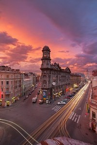 Поехать летом в Санкт-Петербург