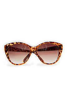 Cat eye sunglasses