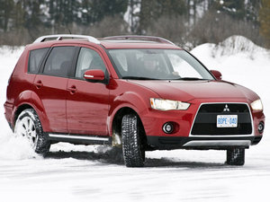 Mitsubishi Outlander XL