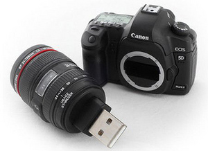 Флешка "Фотоаппарат" на 32GB