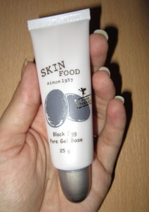 Затирка для пор Skin food Black Egg Pore Gel Base