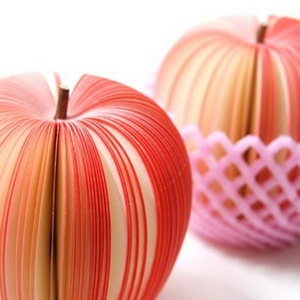 apple shaped memo paper