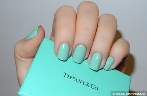 Essie Mint Candy Apple