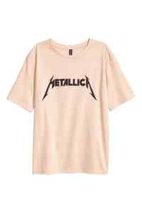 metallica t-shirt