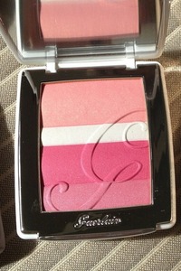 GUERLAIN Blush G Sakura for Spring 2013