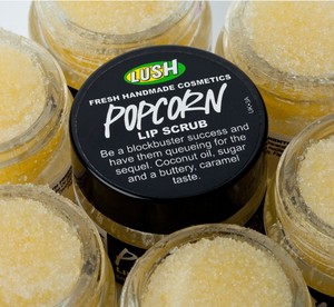 Popcorn lip scrub