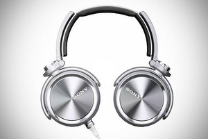 Sony MDR-XB910