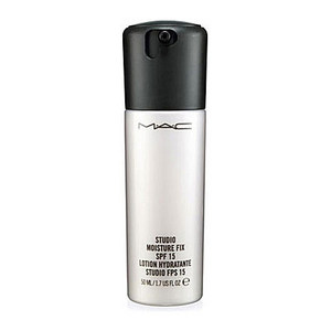 M.A.C Studio Moisture Fix SPF 15