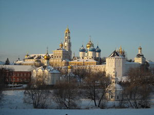 Посетить Троице-Сергиеву Лавру