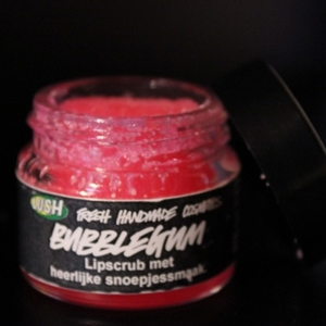 lush liр scrub bubble gum