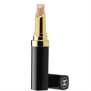 Chanel Estompe Eclat Concealer