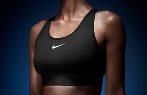 спортивный бюстгалтер nike