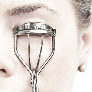 eyelash curler