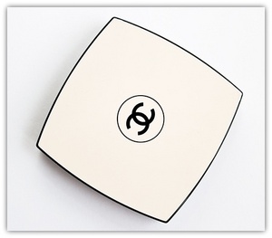 Chanel Les Beiges Healthy Glow Sheer Powder