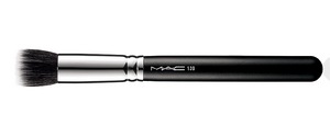 MAC 130 Short Duo Fibre Brush