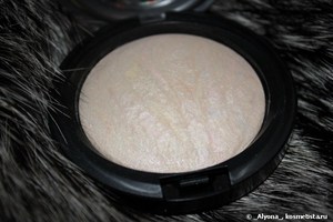 Хайлайтер от MAC - Mineralize Skinfinish - Lightscapade