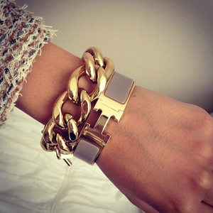 arm candy