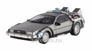 модель DeLorean DMC 12 Back to the Future