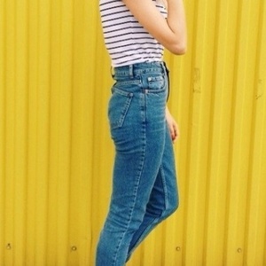 high waisted jeans