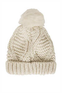 FUR POM CABLE BEANIE