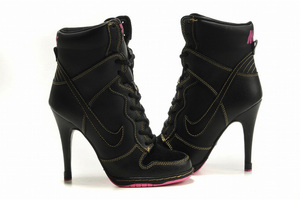 Nike Dunk SB High Heels Black/Pink