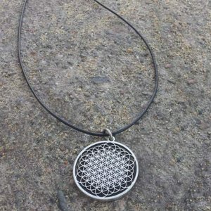 Bring Me The Horizon - sempiternal necklace